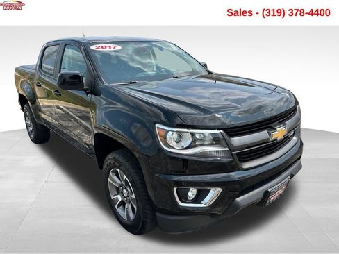 Used 2017 Chevrolet Colorado Z71 AWD/4WD image 9