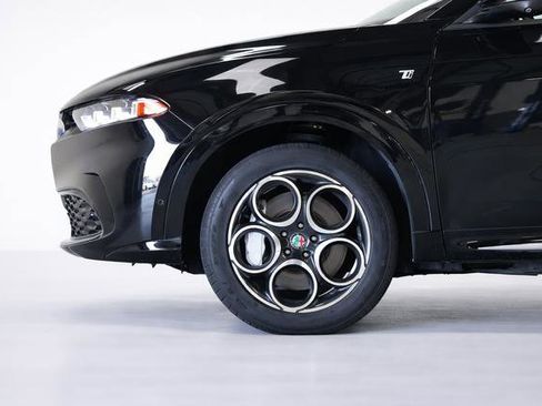 Used 2024 Alfa Romeo Tonale Ti w/ Active Assist Package image 7