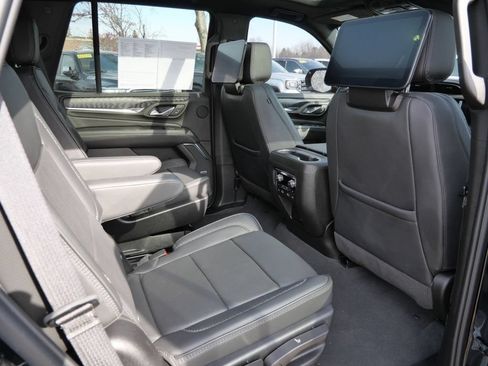 Used 2024 GMC Yukon Denali w/ Denali Reserve Package AWD/4WD image 19