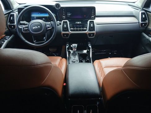 Used 2023 Kia Sorento SX Prestige AWD/4WD image 19