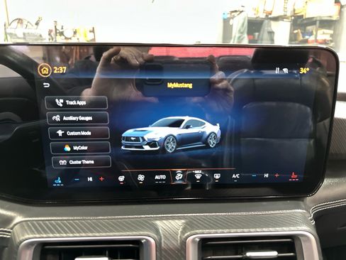 Used 2024 Ford Mustang Premium image 23