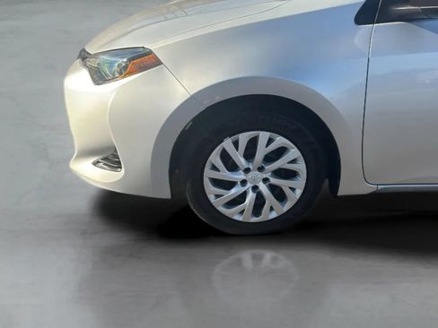 Used 2019 Toyota Corolla LE FWD image 36