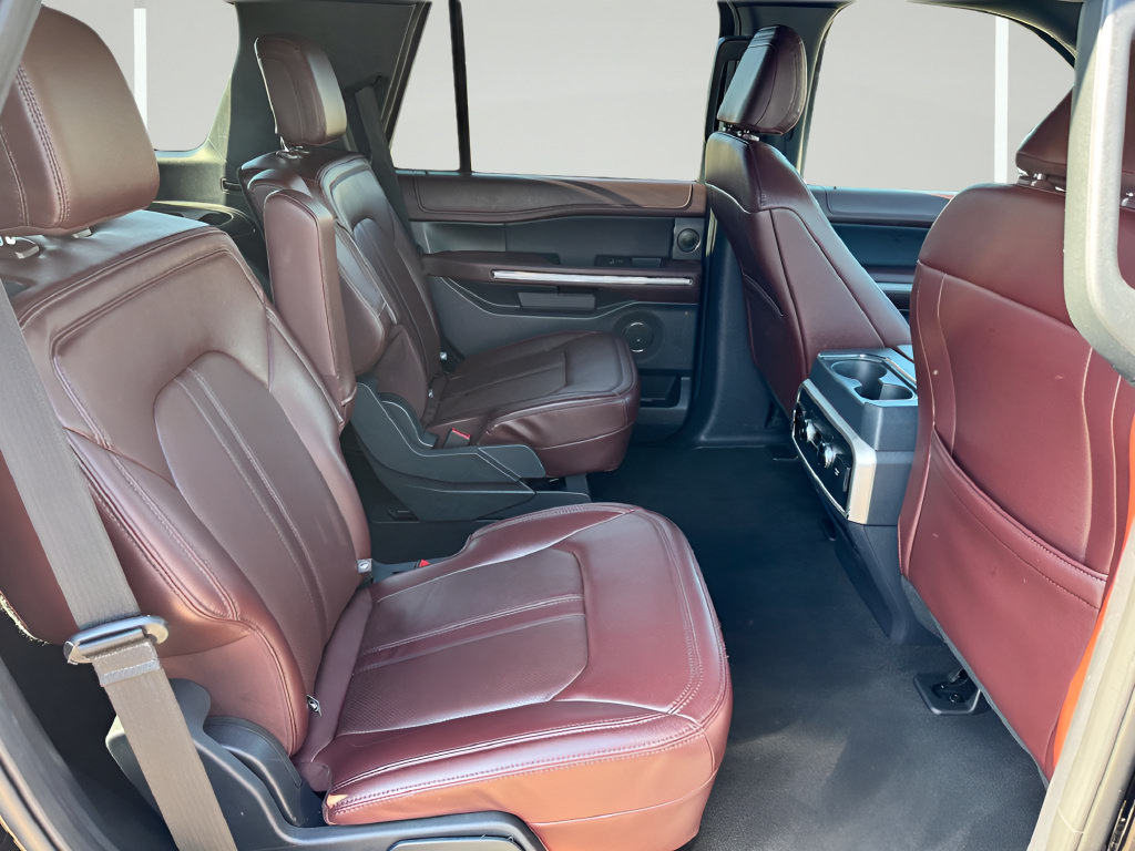 Used 2024 Ford Expedition Limited RWD image 33