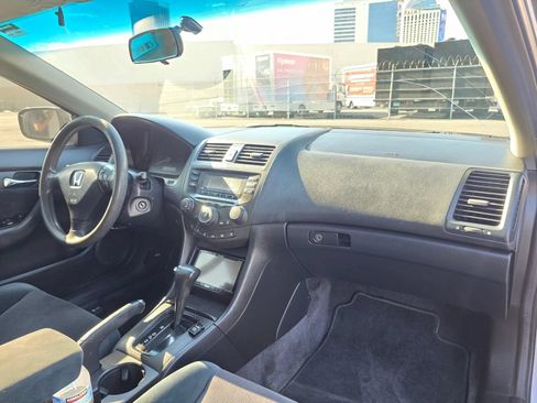 Used 2003 Honda Accord LX image 9