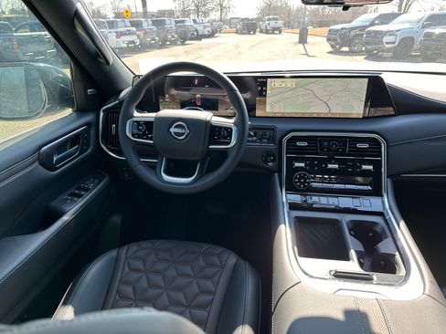 New 2026 Nissan Armada Platinum Reserve image 25