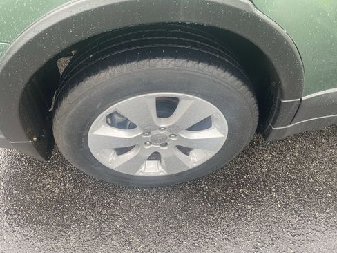 Used 2011 Subaru Outback 2.5i Premium image 25