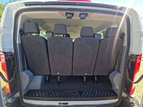 Used 2019 Ford Transit 350 XLT RWD image 9