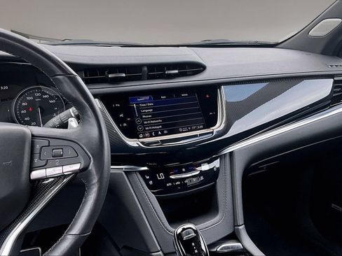 Certified 2024 Cadillac XT6 Sport w/ LPO, Red Accent Package AWD/4WD image 6