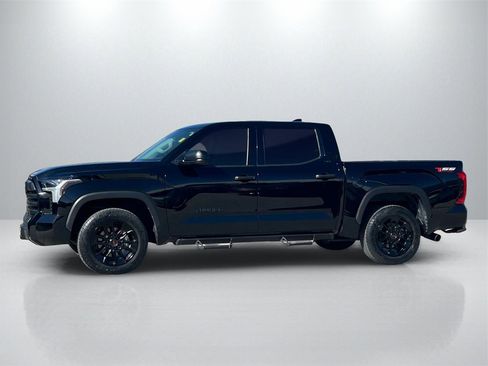 Used 2023 Toyota Tundra SR5 image 8