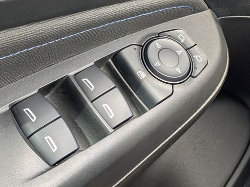 Used 2024 Buick Envista Sport Touring image 26