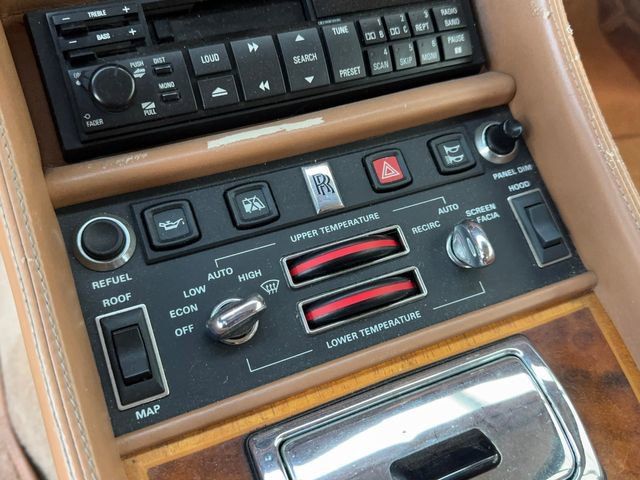 Used 1991 Rolls-Royce Corniche III RWD image 14