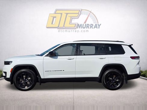 Used 2025 Jeep Grand Cherokee L Altitude image 8