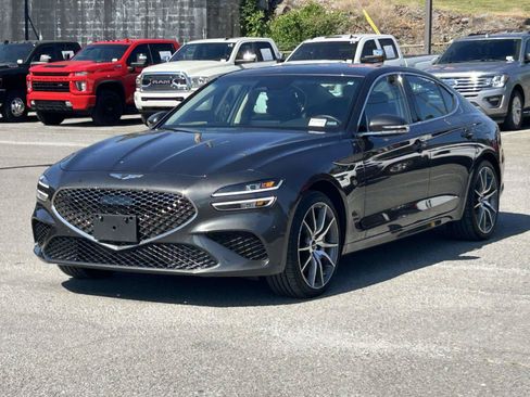 Used 2026 Genesis G70 2.5T AWD/4WD image 3