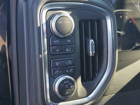 Used 2021 GMC Sierra 1500 SLT w/ SLT Premium Package AWD/4WD image 13