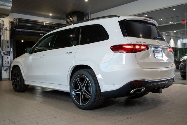 Certified 2026 Mercedes-Benz GLS 450 4MATIC image 4