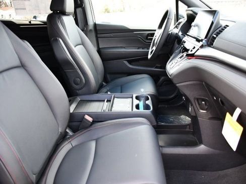 New 2026 Honda Odyssey Sport-L image 32