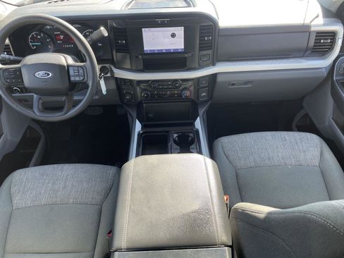 Used 2025 Ford F250 XLT w/ FX4 Off-Road Package image 28