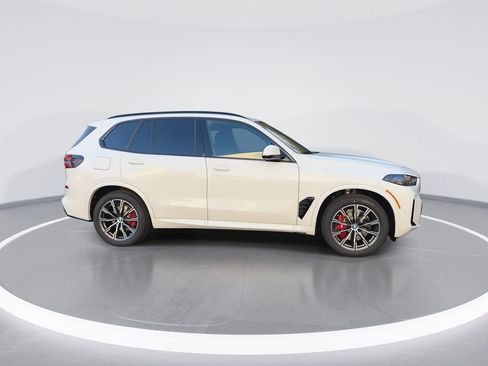New 2026 BMW X5 xDrive40i w/ M Sport Package image 9