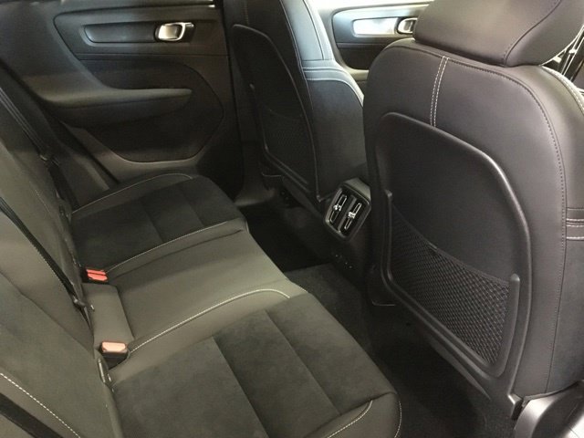 New 2024 Volvo XC40 Recharge Plus w/ Protection Package Premier RWD image 34