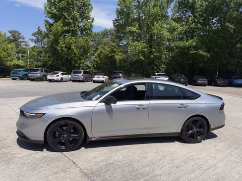 Used 2024 Honda Accord Sport image 6