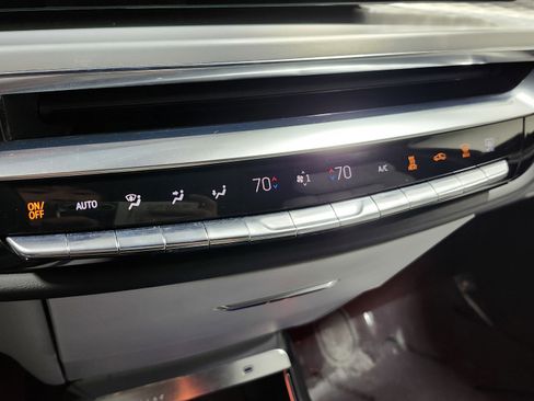 Used 2024 Cadillac Lyriq Luxury w/ LPO, Floor Liner Package image 36