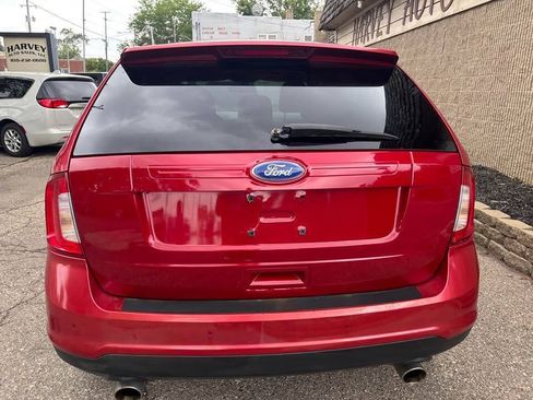 Used 2011 Ford Edge SEL w/ Canadian Comfort Pkg FWD image 3