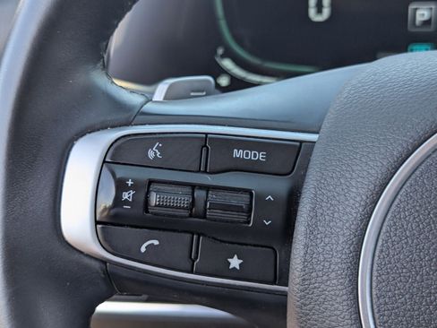 Used 2024 Kia Sportage EX image 28