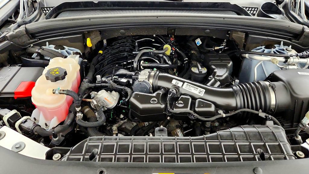 Used 2023 Jeep Grand Cherokee Laredo AWD/4WD image 25