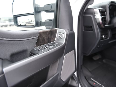 New 2026 Ford F250 Lariat w/ Lariat Premium Package image 22