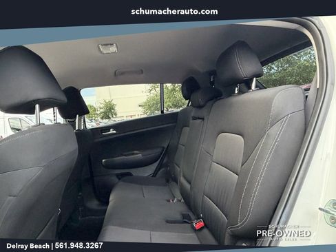 Used 2022 Kia Sportage LX FWD image 12