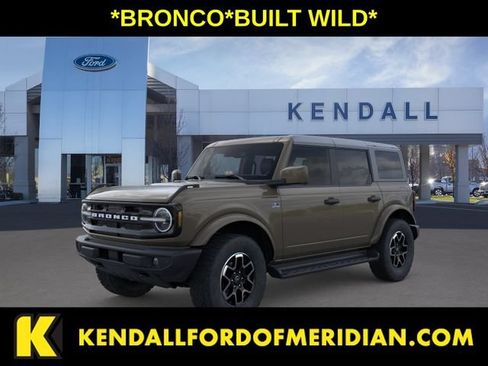 Used 2026 Ford Bronco Outer Banks AWD/4WD image 1