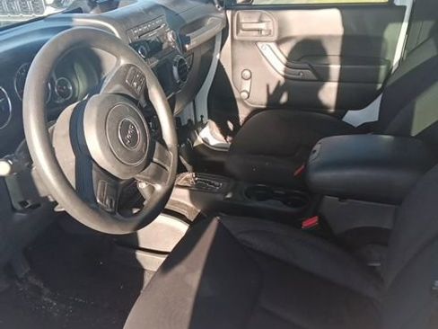 Used 2013 Jeep Wrangler Sport AWD/4WD image 10