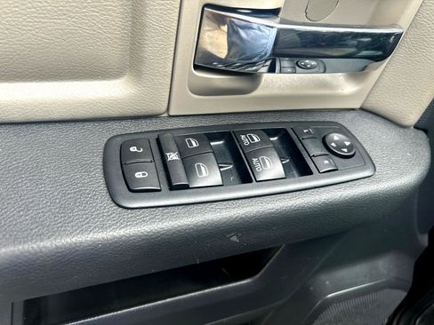 Used 2012 RAM 2500 Big Horn image 14