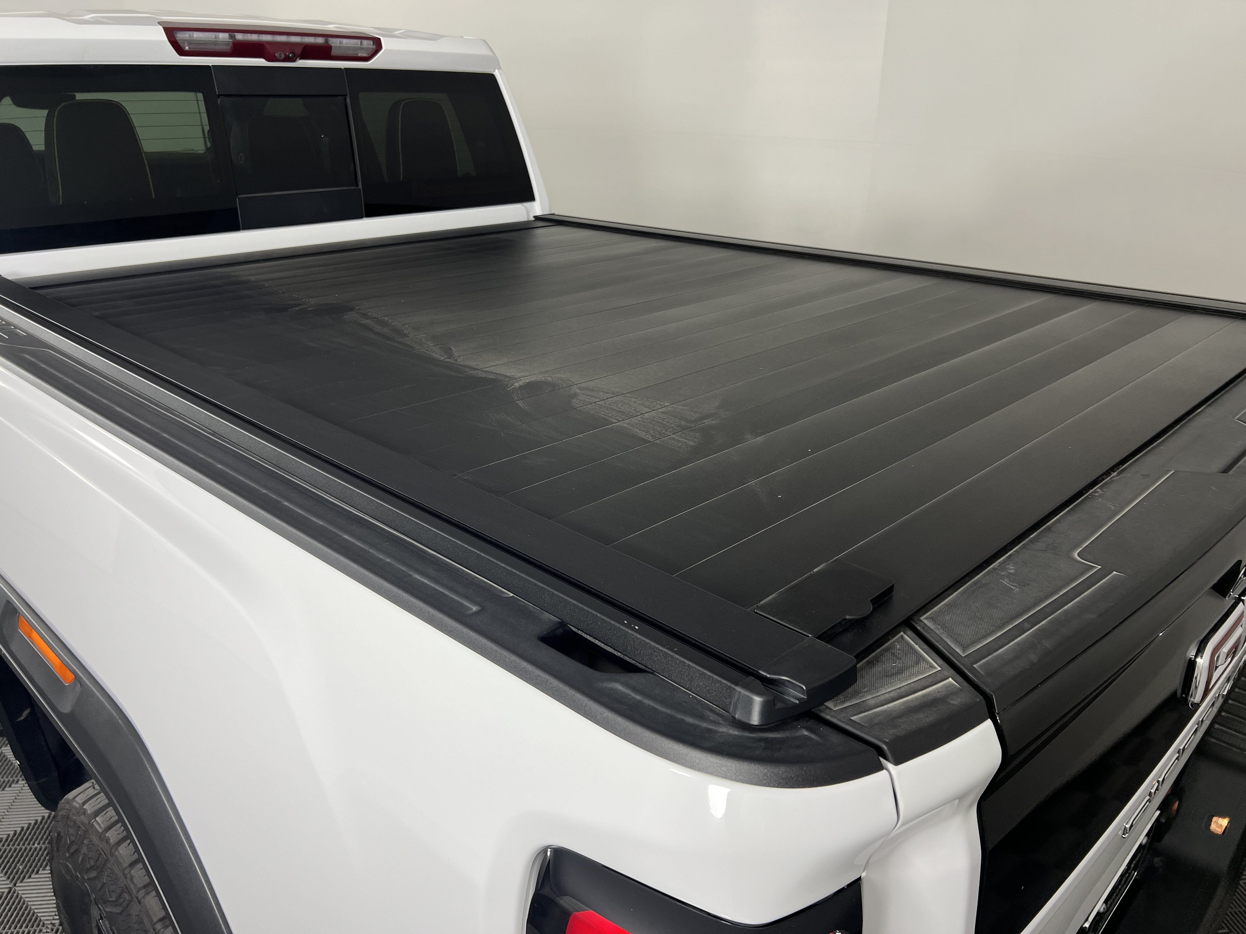 Used 2024 GMC Sierra 2500 AT4X AWD/4WD image 23
