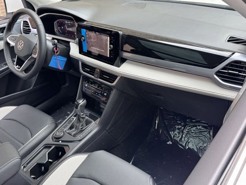 New 2025 Volkswagen Taos SEL image 44