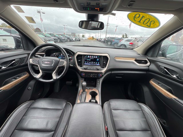 Used 2019 GMC Acadia Denali w/ Technology Package AWD/4WD image 18
