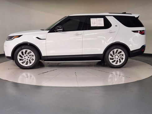 Used 2026 Land Rover Discovery S AWD/4WD image 5