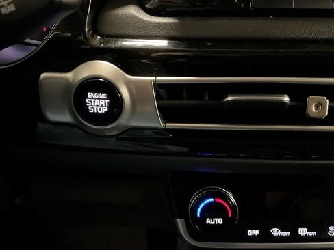 Used 2023 Kia Seltos SX w/ SX Sunroof Package image 24