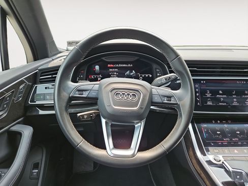 Used 2025 Audi Q7 3.0T Premium Plus AWD/4WD image 12