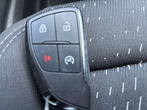 Used 2025 Chevrolet Equinox LT FWD image 21