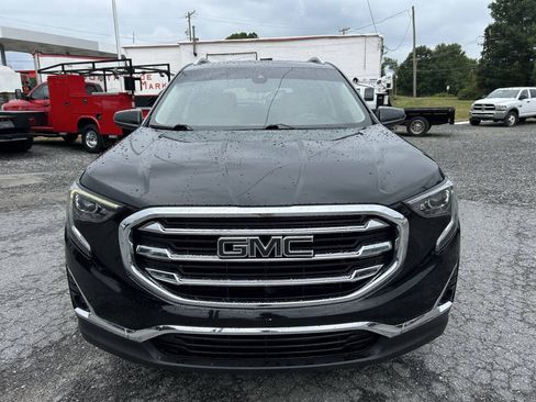 Used 2018 GMC Terrain SLT w/ Infotainment Package II AWD/4WD image 3
