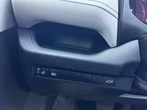 Used 2024 Toyota RAV4 XLE Premium FWD image 23