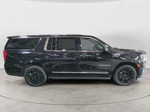 Used 2022 GMC Yukon XL SLT AWD/4WD image 6