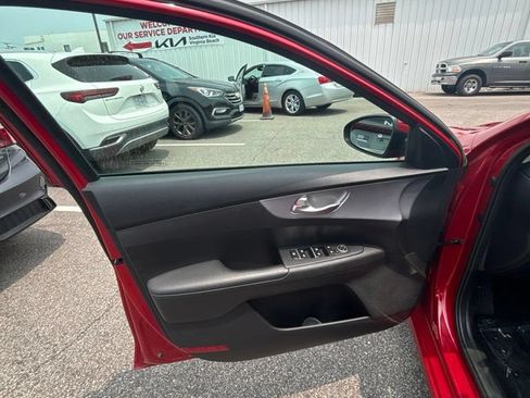 Certified 2024 Kia Forte LXS FWD image 12