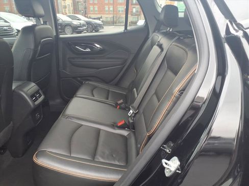 Used 2023 GMC Terrain AT4 w/ Tech Package image 9