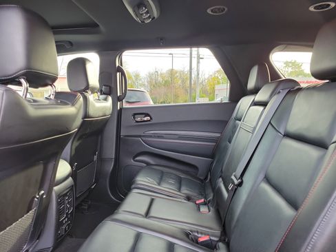 Used 2023 Dodge Durango GT image 11