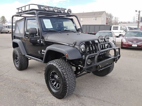 Used 2009 Jeep Wrangler X image 3