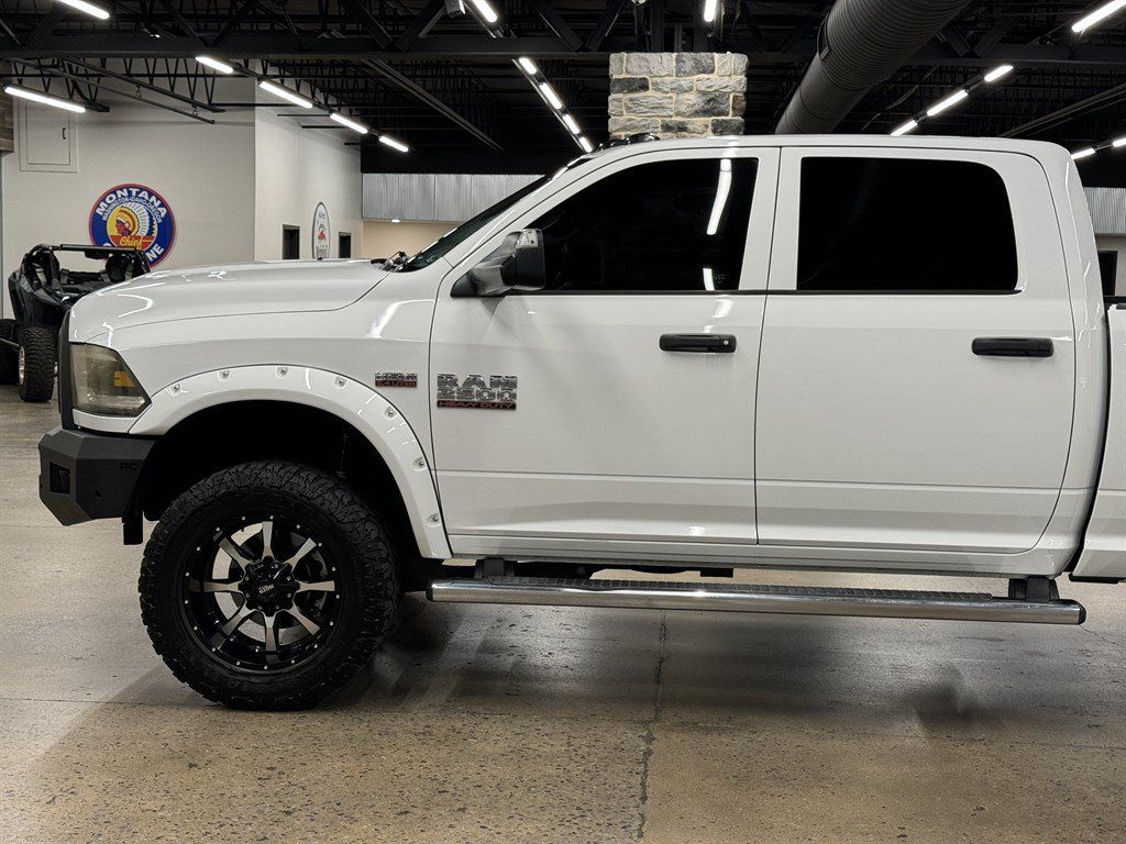 Used 2018 RAM 2500 Tradesman w/ Chrome Appearance Group AWD/4WD image 5