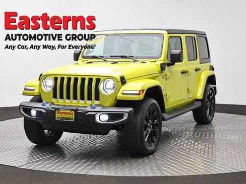 Used 2023 Jeep Wrangler Unlimited Sahara AWD/4WD image 1