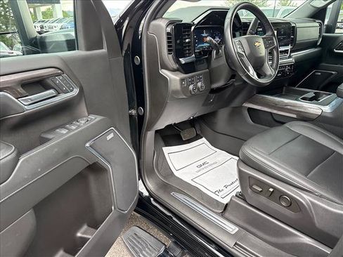Certified 2024 Chevrolet Silverado 2500 LTZ w/ LTZ Convenience Package AWD/4WD image 11